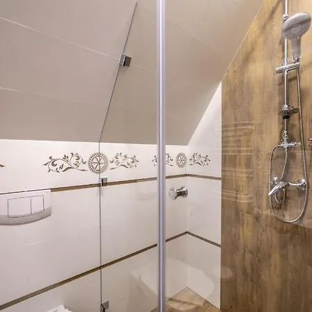 Bed & Breakfast Goralski Styl - Jacuzzi, Sauna, Goralska Goscinnosc Bukowina Tatrzańska