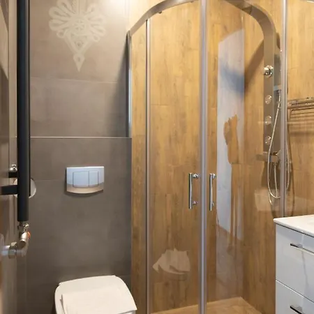 Goralski Styl - Jacuzzi, Sauna, Goralska Goscinnosc 3*