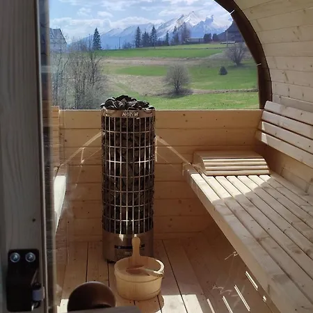 Goralski Styl - Jacuzzi, Sauna, Goralska Goscinnosc Bed & Breakfast Bukowina Tatrzańska