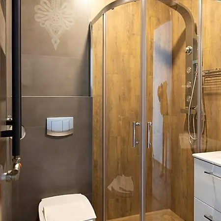 Goralski Styl - Jacuzzi, Sauna, Goralska Goscinnosc 3* Bukowina Tatrzańska